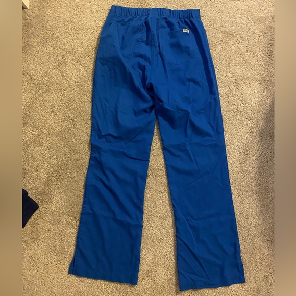Grey’s Anatomy scrub pants - Picture 2 of 3